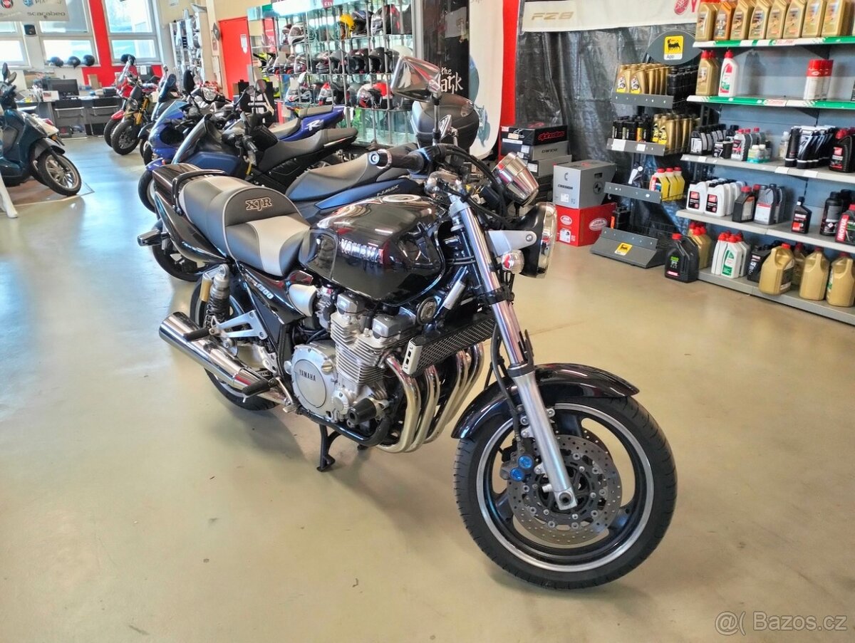 Yamaha XJR 1300 - 4