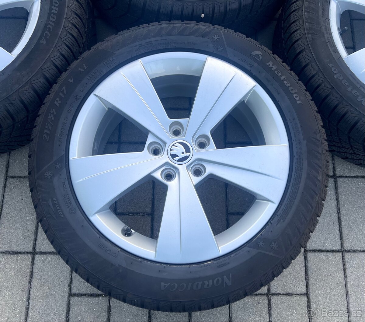 Superb - 17” Triton + zimní 215/55 R17 Matador 8mm, DOT5024 - 4