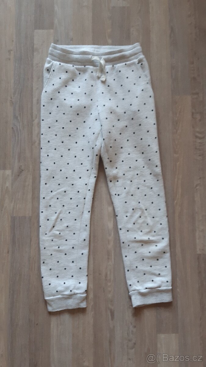 Dívčí tepláky vel.122 - 4