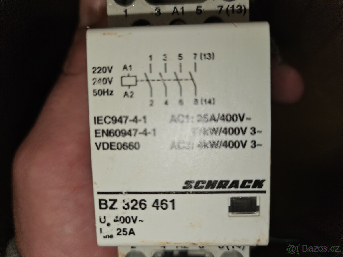 Pojistky jističe trafa prostě vše - 4