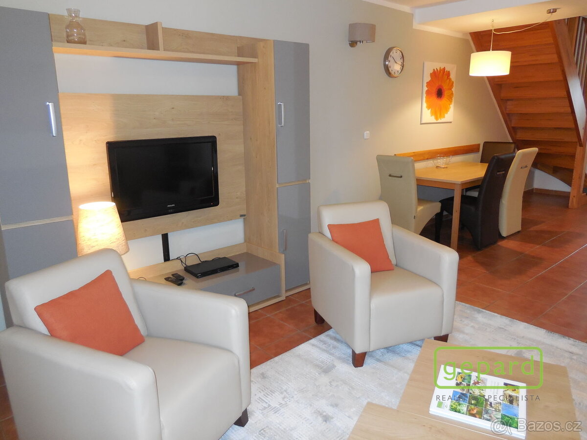 Velký dvoupodlažní apartmán 3+kk v Lipně nad Vltavou, komple - 4