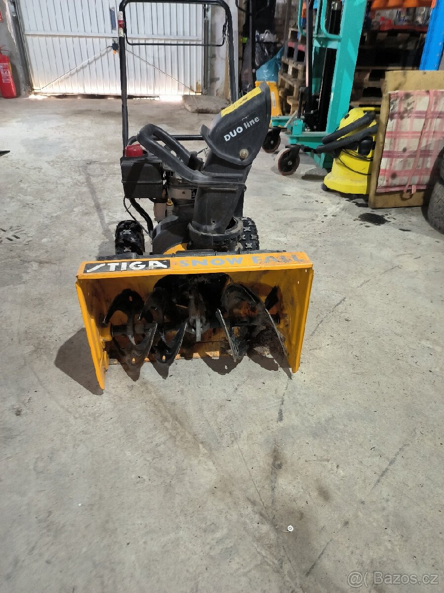 Prodám menší sněhovou frézu Stiga - 4