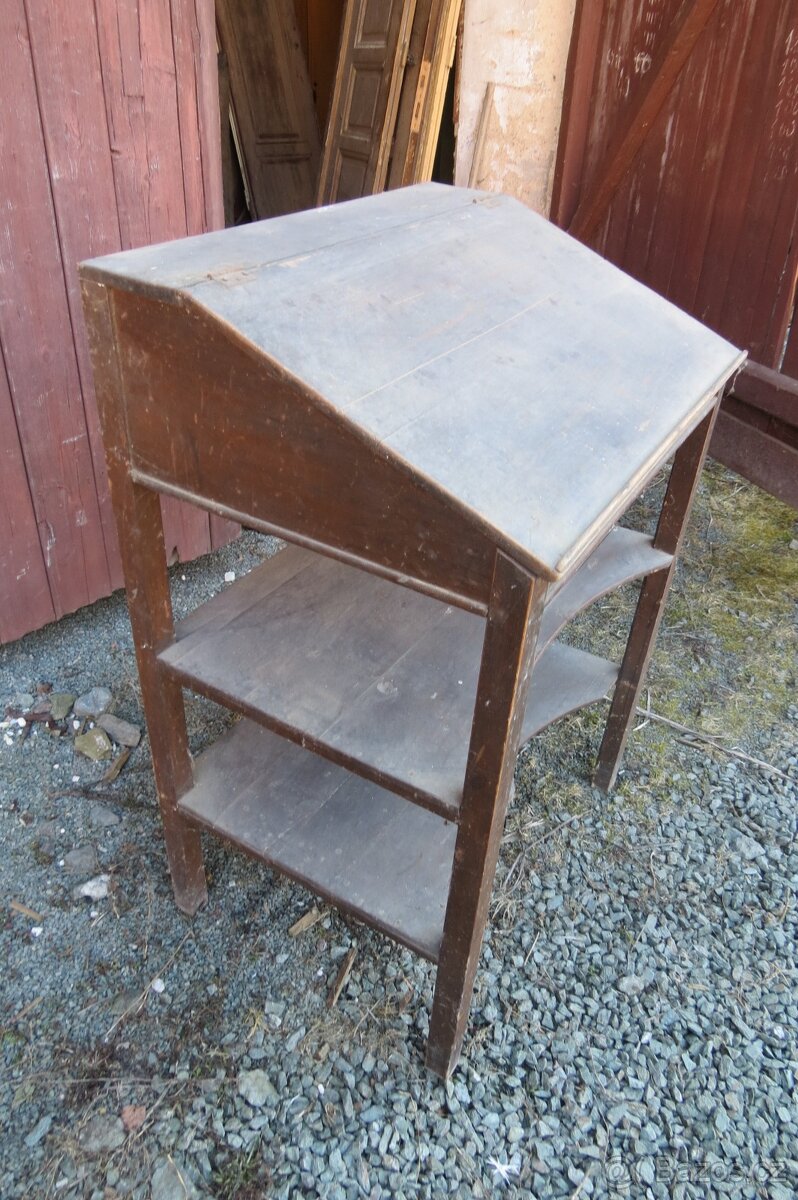 Stůl ze staré pošty na psaní - 4