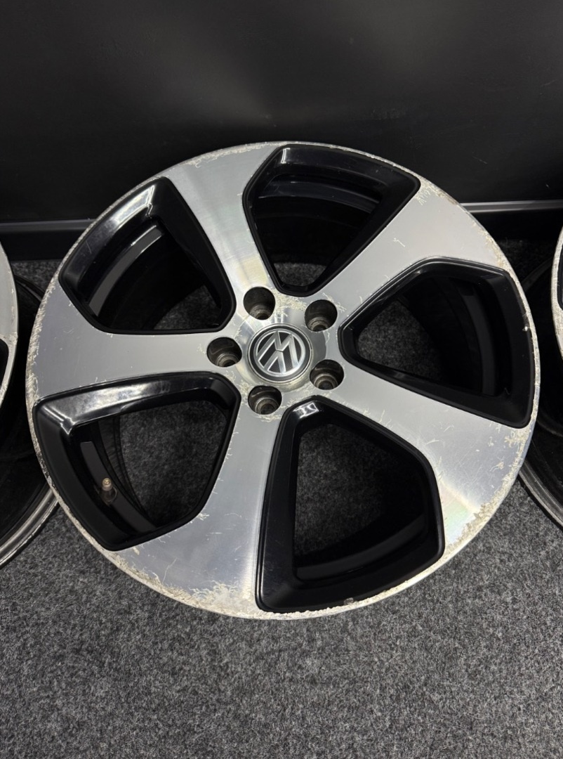 Alu VW GOLF GTI 5x112 18” - 4