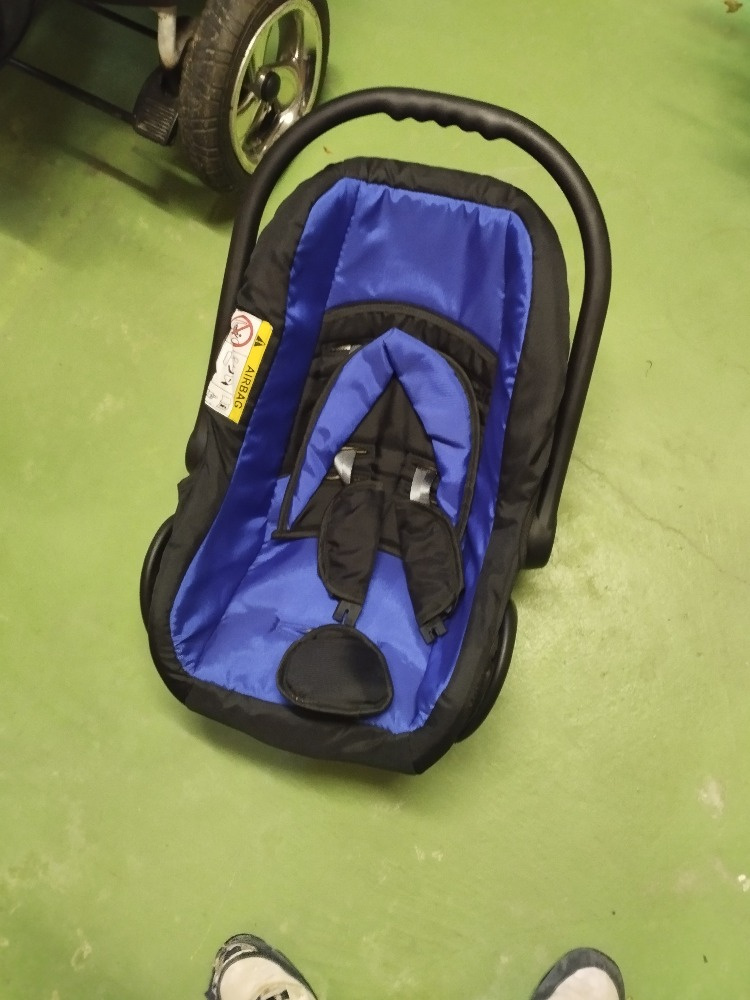 prodám dětský kočárek - 4