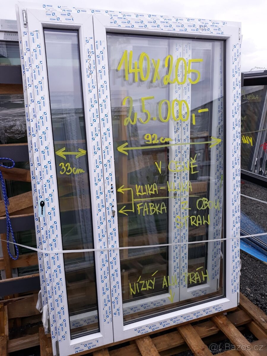 dvere prosklene 2 kridla - 4