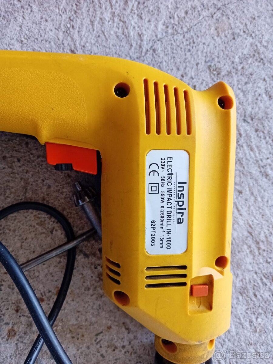 Příklepová vrťačka v kufříku s příslušenstvím - 4