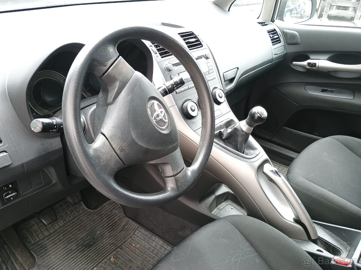 ND - Toyota Auris - 4
