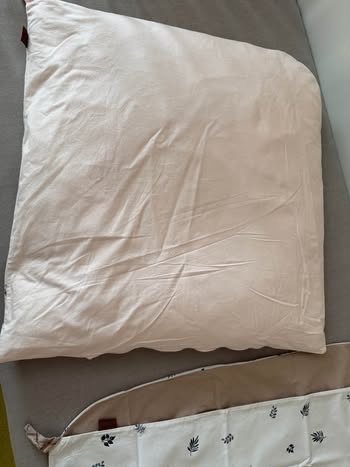 Péřová zavinovačka emiimio + 2 povlečení emiimio (růžovo-bíl - 4