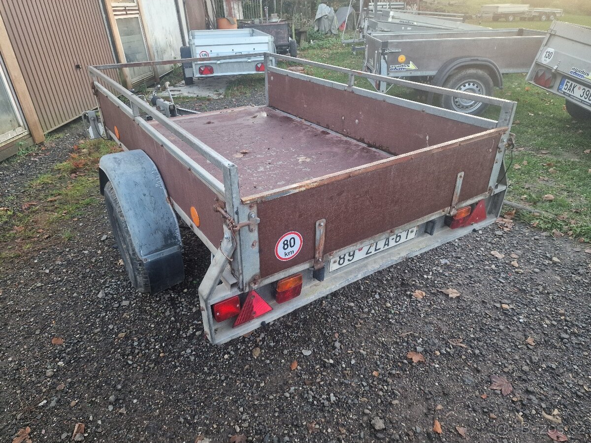 Přívěsný vozik VEZEKO VÁRIO bržděný 205cm x 127cm - 4