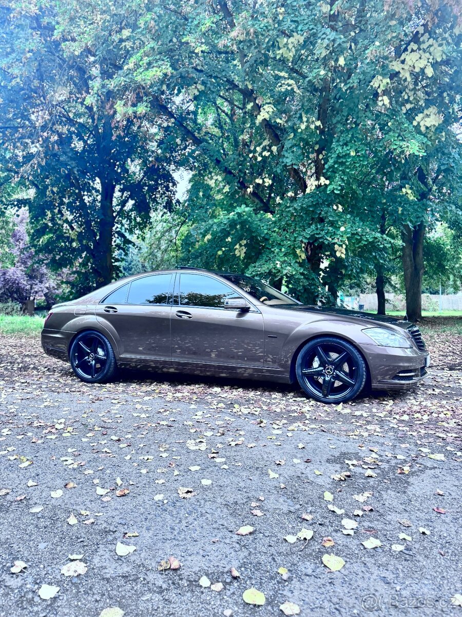 Mercedes-Benz S350 CDI 4Matic – Facelift 2010 - 4