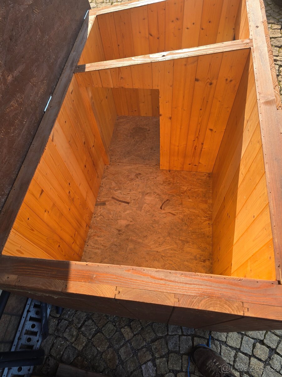 Psí bouda zateplená s předsíňkou - 4