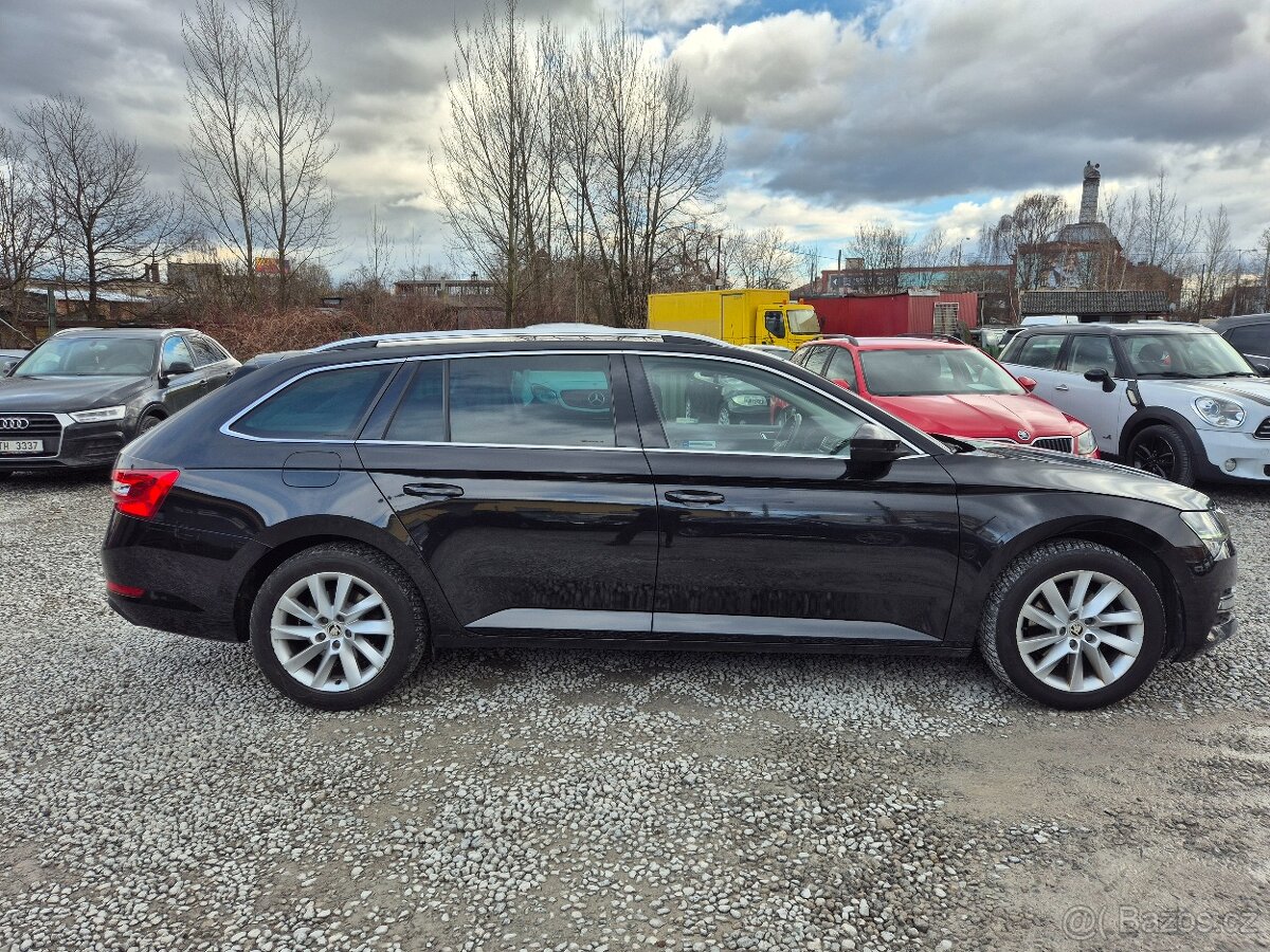 Škoda Superb 3,2.0TDi147KW,STYLE,4x4,LED,VIRTUAL,DPH,ČR2022 - 4