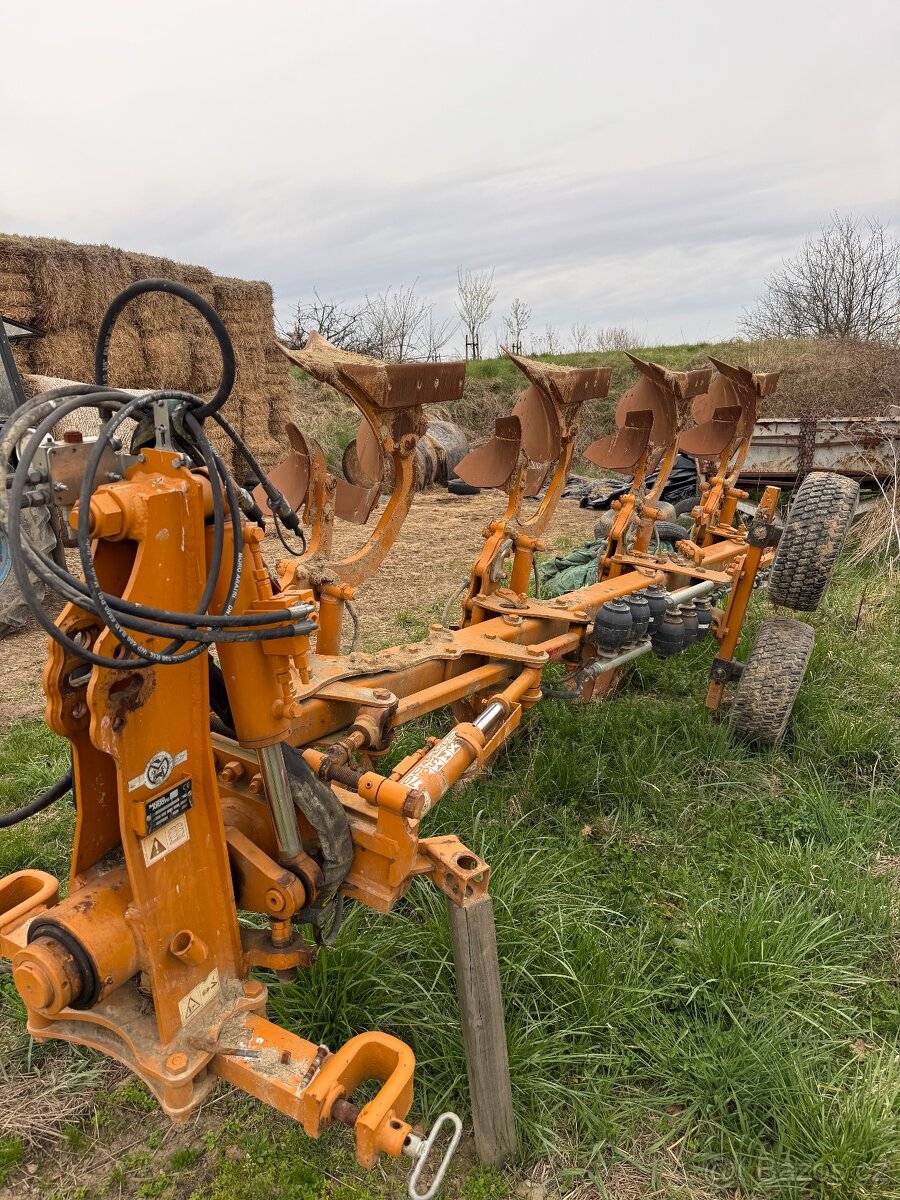 Prodám pluh Moro Aratri 3+1 warrior - 4