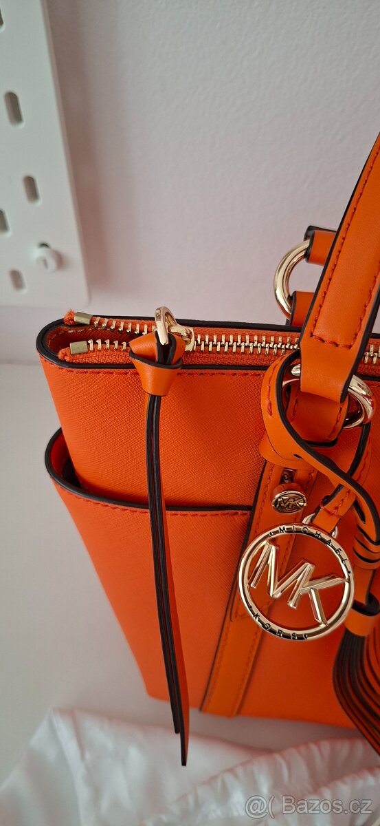 Krásná kožená kabelka Michael Kors - 4