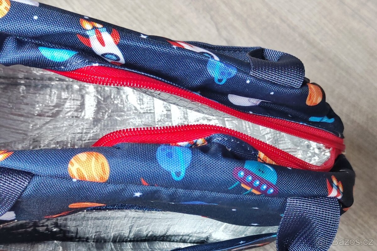 Školní / volnočasový batoh kosmonaut - 4