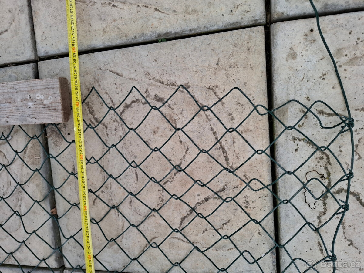 Pletivo plotové nebo proti okusu stromů, výška 160cm (100cm) - 4