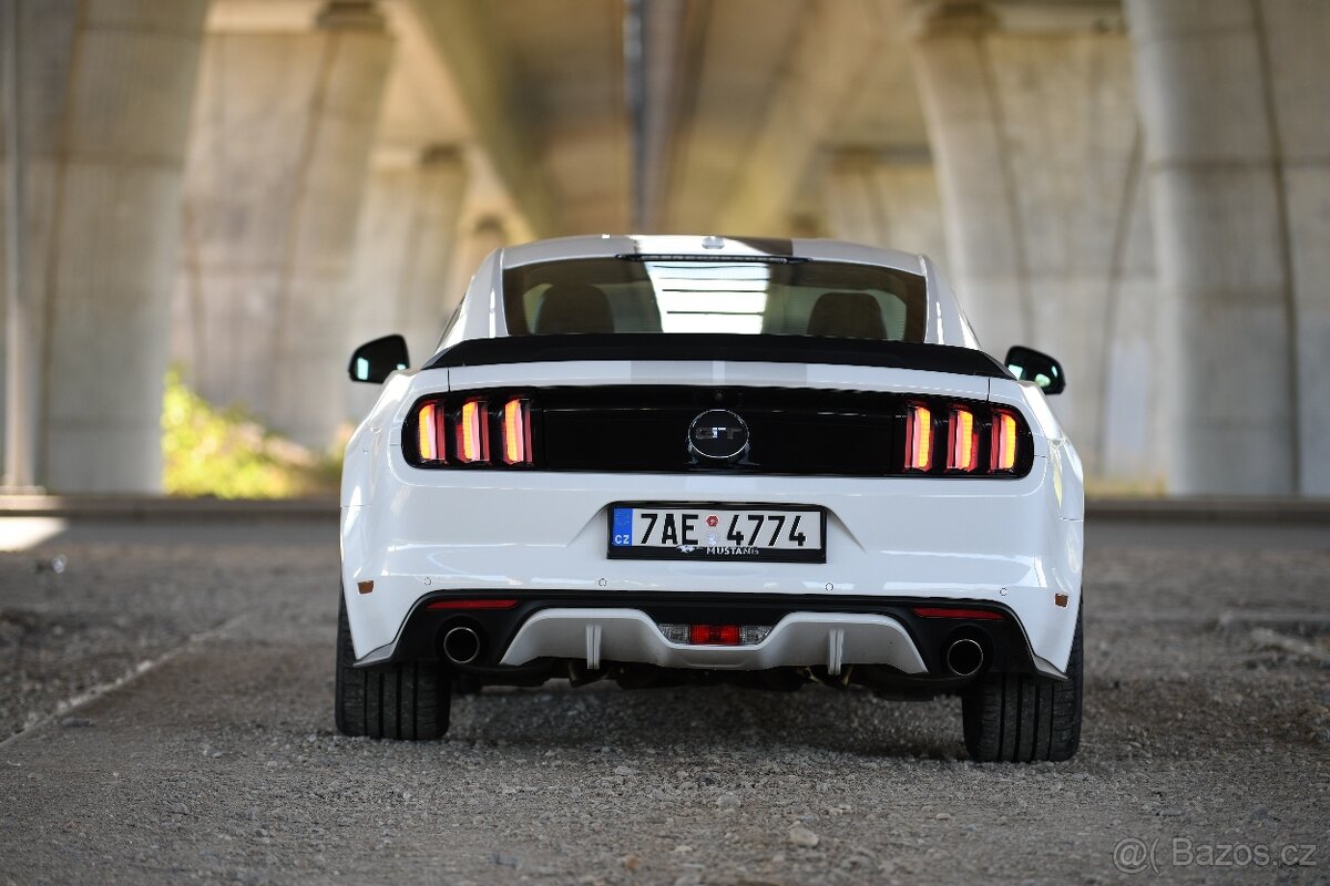 Mustang 5,0 GT - 4