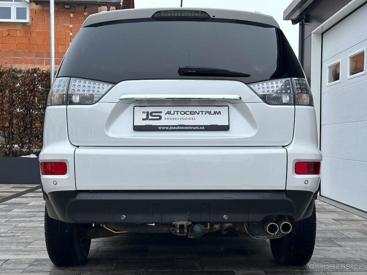Mitsubishi Outlander 2.2DI-D 156PS Intense+ -7 A/T 4x4 - 4
