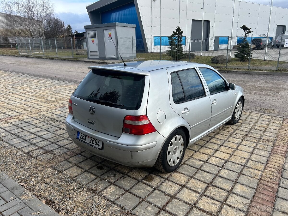 Volkswagen golf 4 - 4