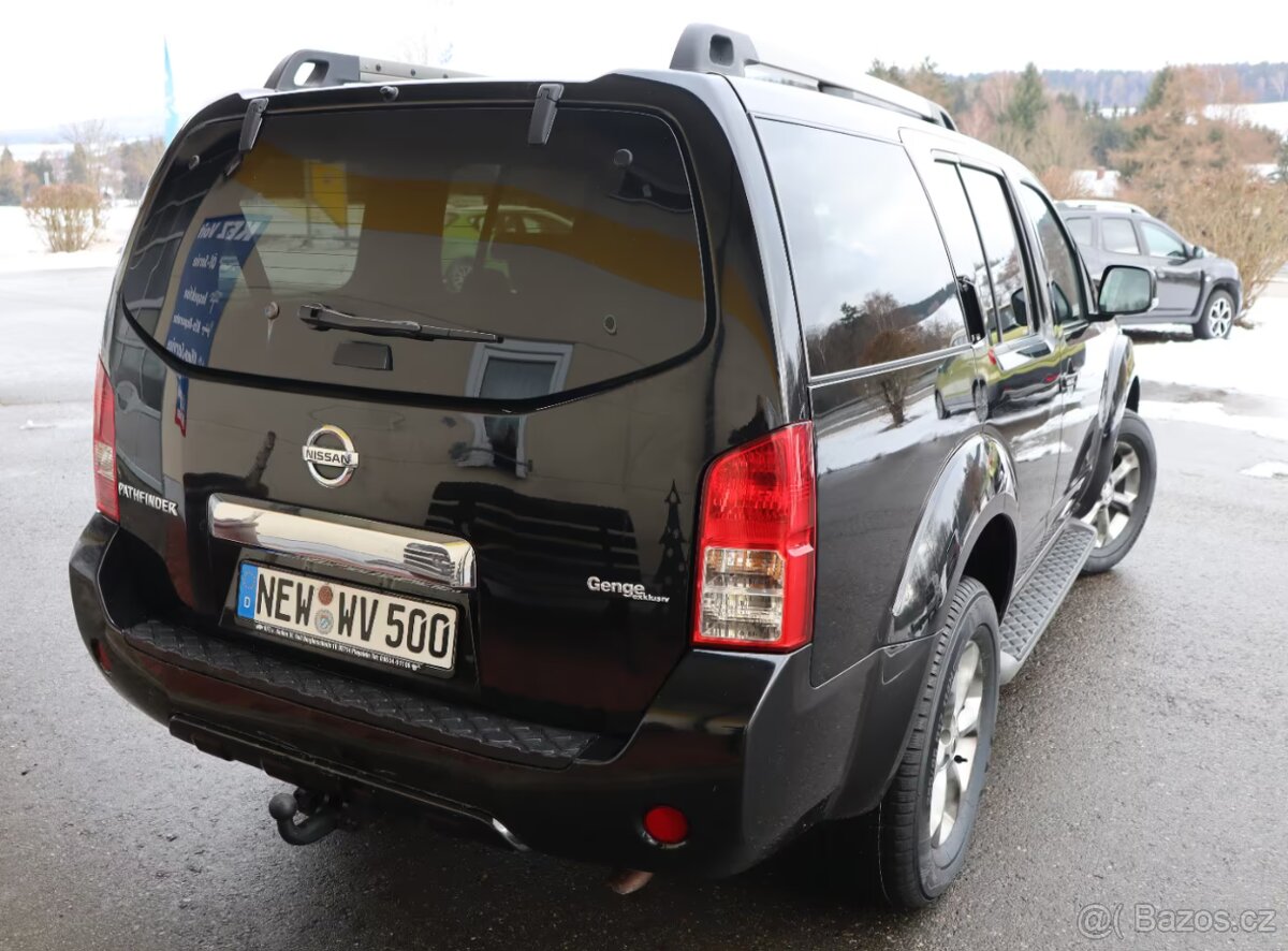 Nissan Pathfinder 2.5 dCi SE 140kw - 4