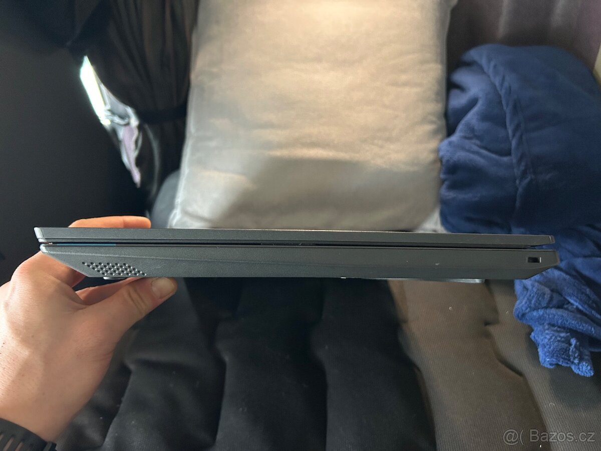 Herní notebook Lenovo IdeaPad L340-17IRH Gaming – TOP STAV - 4