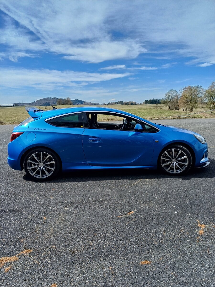 Opel astra OPC - 4