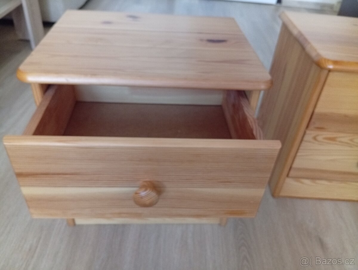 Noční stolek - 4