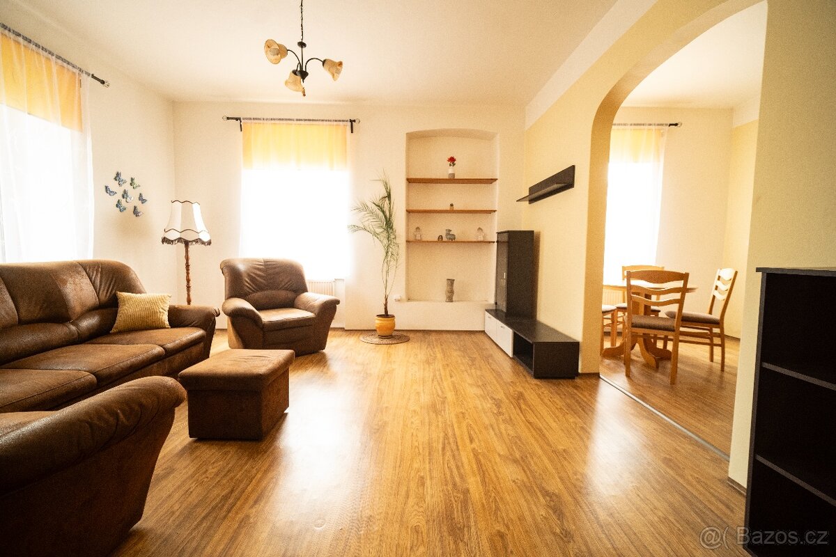 Prodej bytu 2+1, 70 m² – Broumov - 4