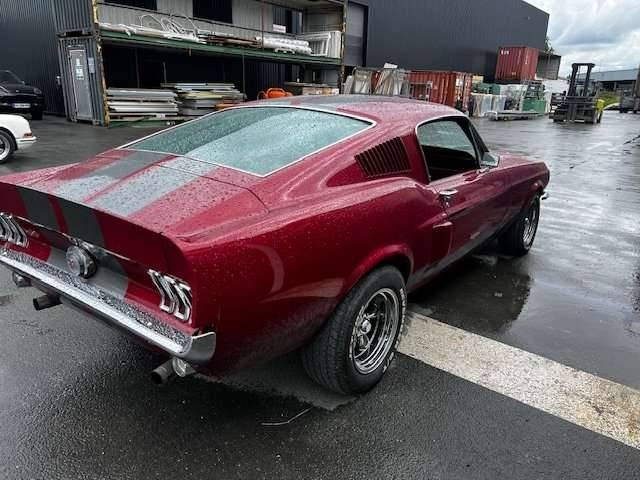 Ford Mustang z roku 1968 - 4