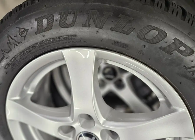 16" ŠKODA KAROQ ET41 6.5J 5x112 + Dunlop 215/60 - 4