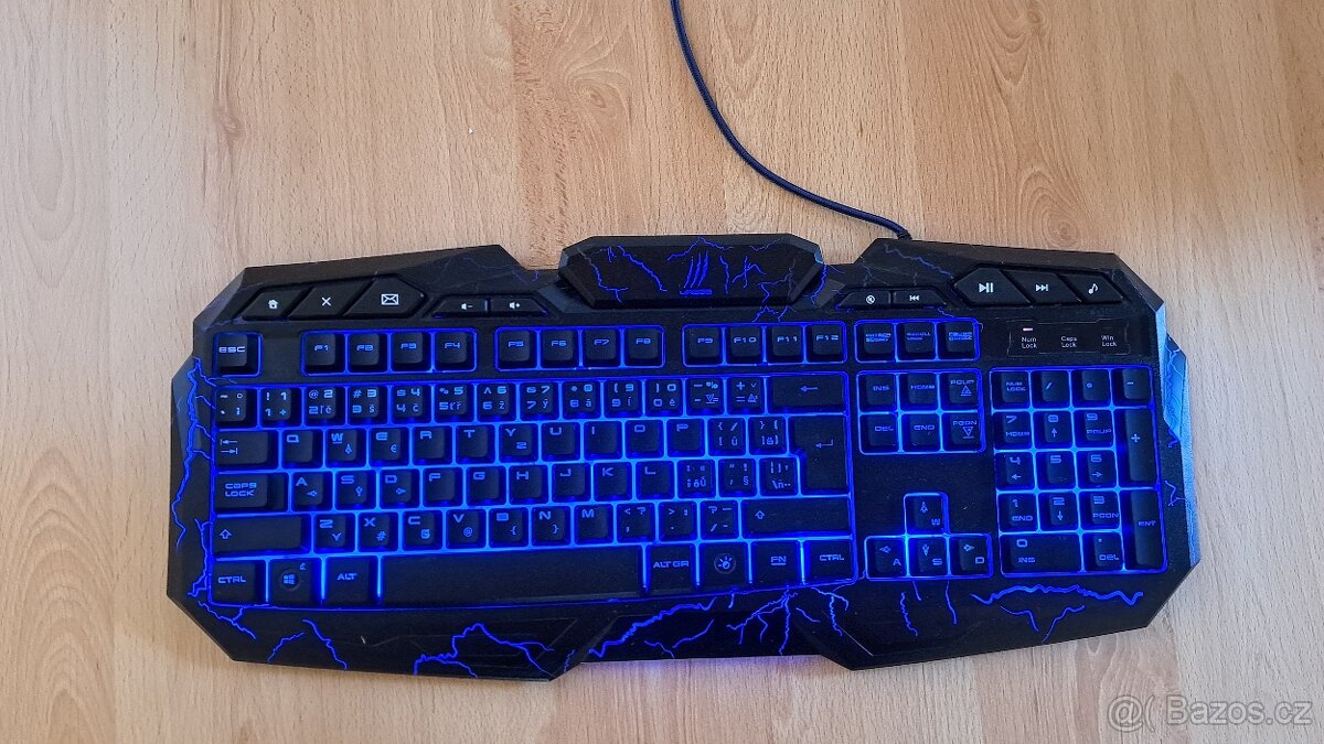 Herní klávesnice - 4