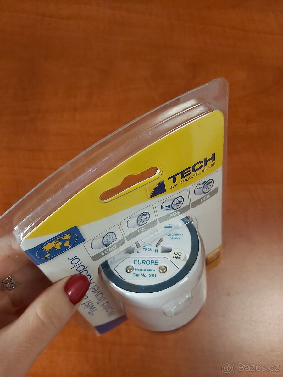 TECH cestovní zásuvkový adaptér do 150 zemi - 4