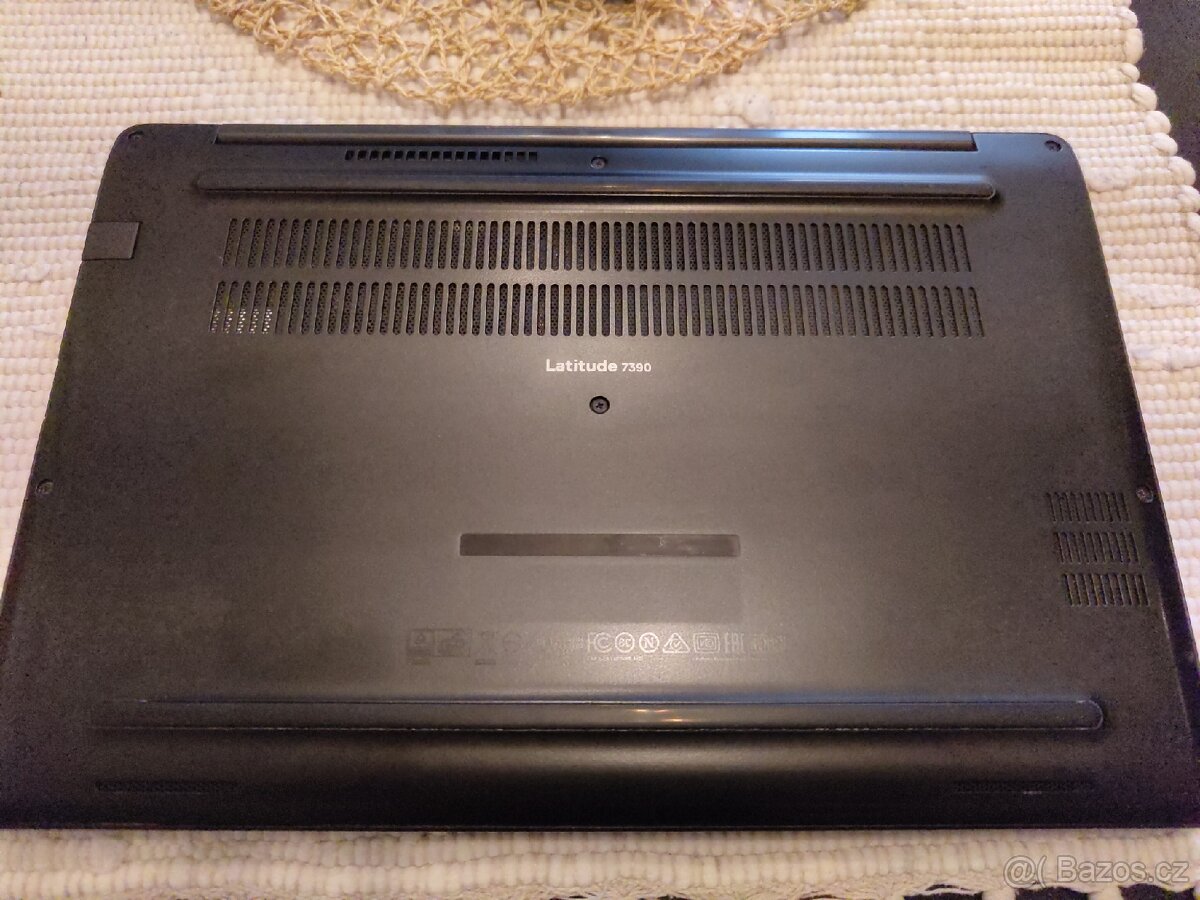 Dell Latitude 7390 i5-8350U, 16GB Ram, 240 GB SSD + Dárek - 4