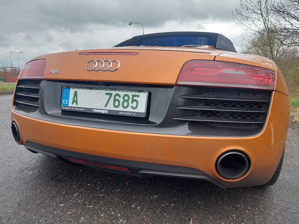 Audi R8 Spyder V10 carbon / keramik/ odpočet - 4
