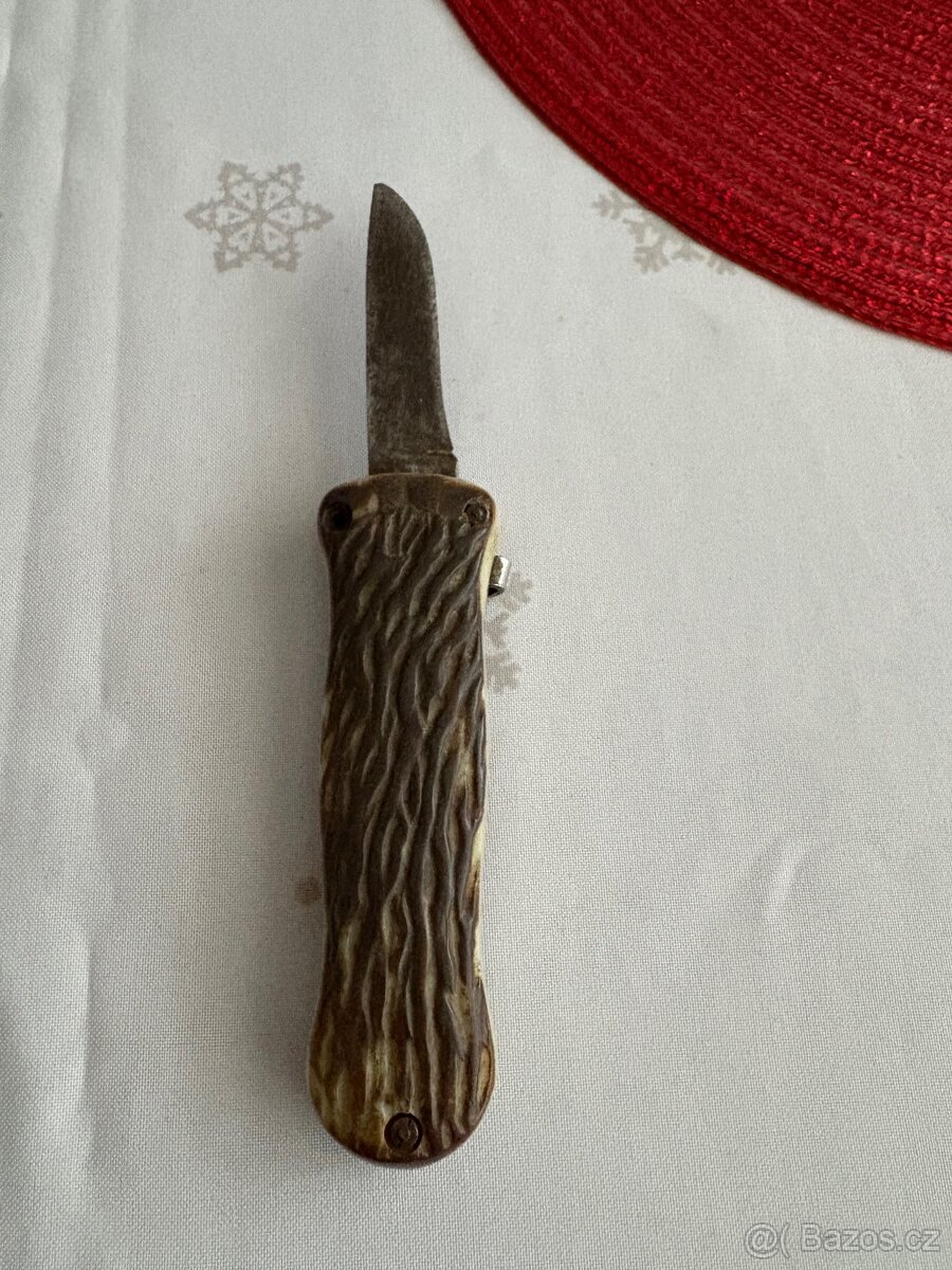 Mikov gravitační nůž - 4