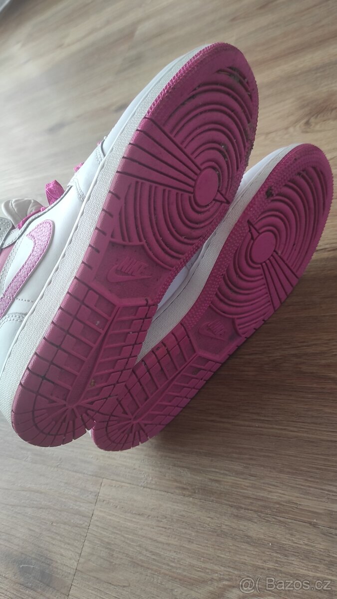 Kotníkové tenisky vel.38,5 - 4