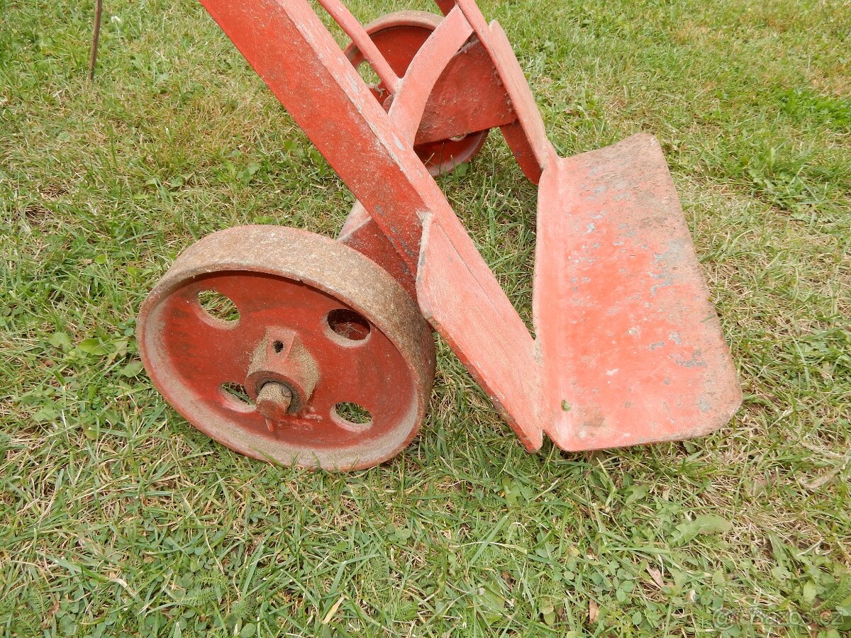 Industriální rudlík - 4