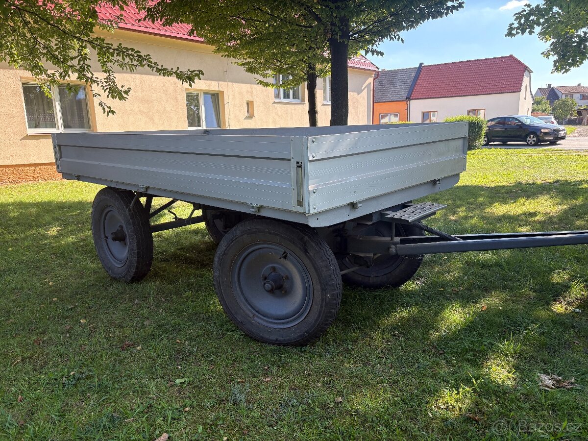 Traktor s vlekem - 4