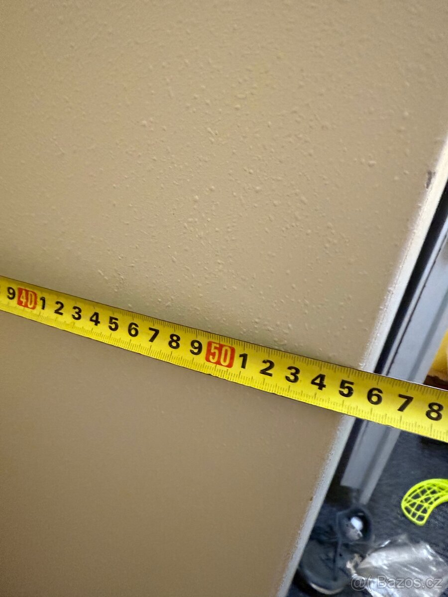 Archivační skříň s tremi uzamykatelnymi zasuvkami - 4