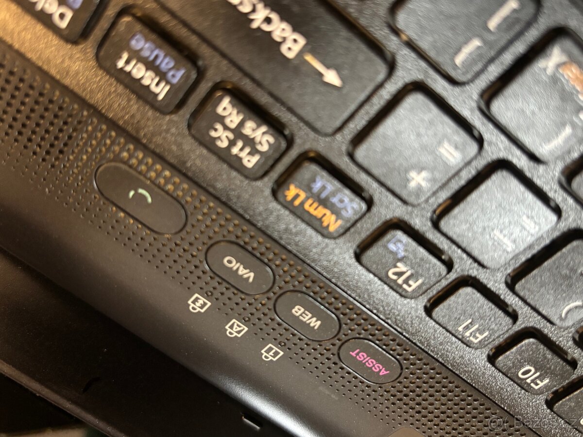 Sony VAIO 15,6” ✅ i3 / 8 GB RAM / 500 GB HDD / Windows 10 - 4