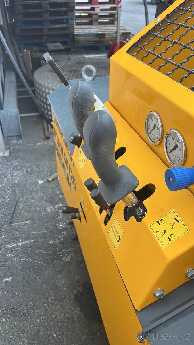 Uniforest Titan 40/20 Combi pohon stacionární Boom Speed - 4