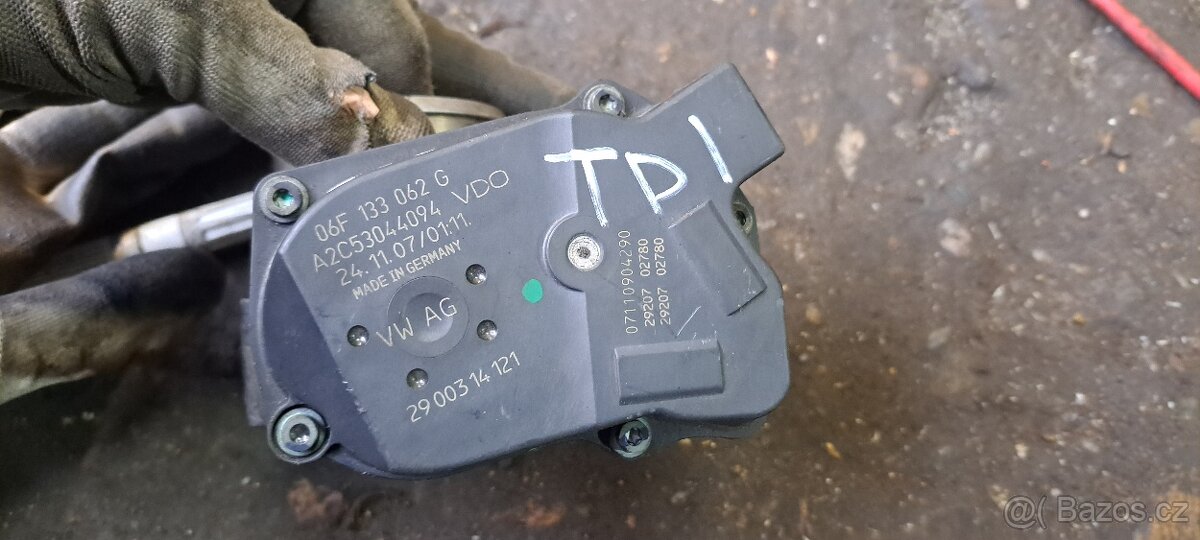 Skrtici klapka audi vw skoda 06F133062G - 4