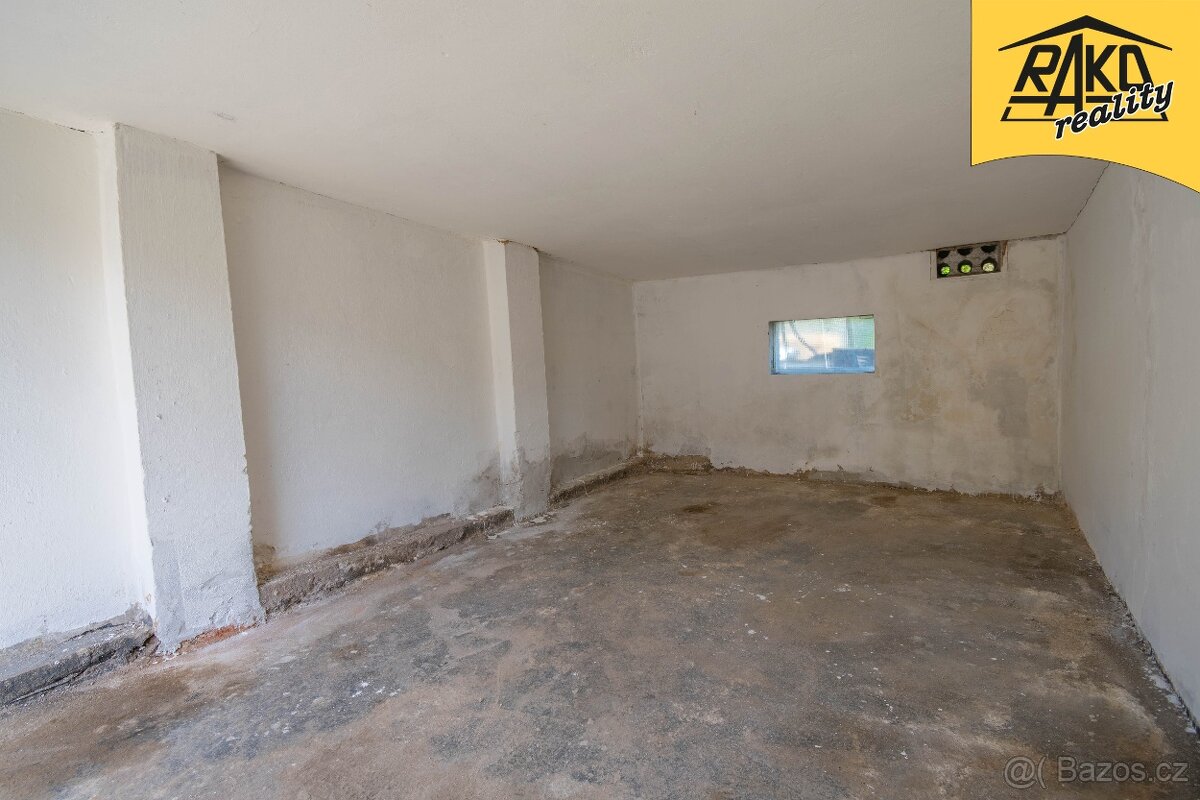 Prodej garáže v Černém Dole - 4