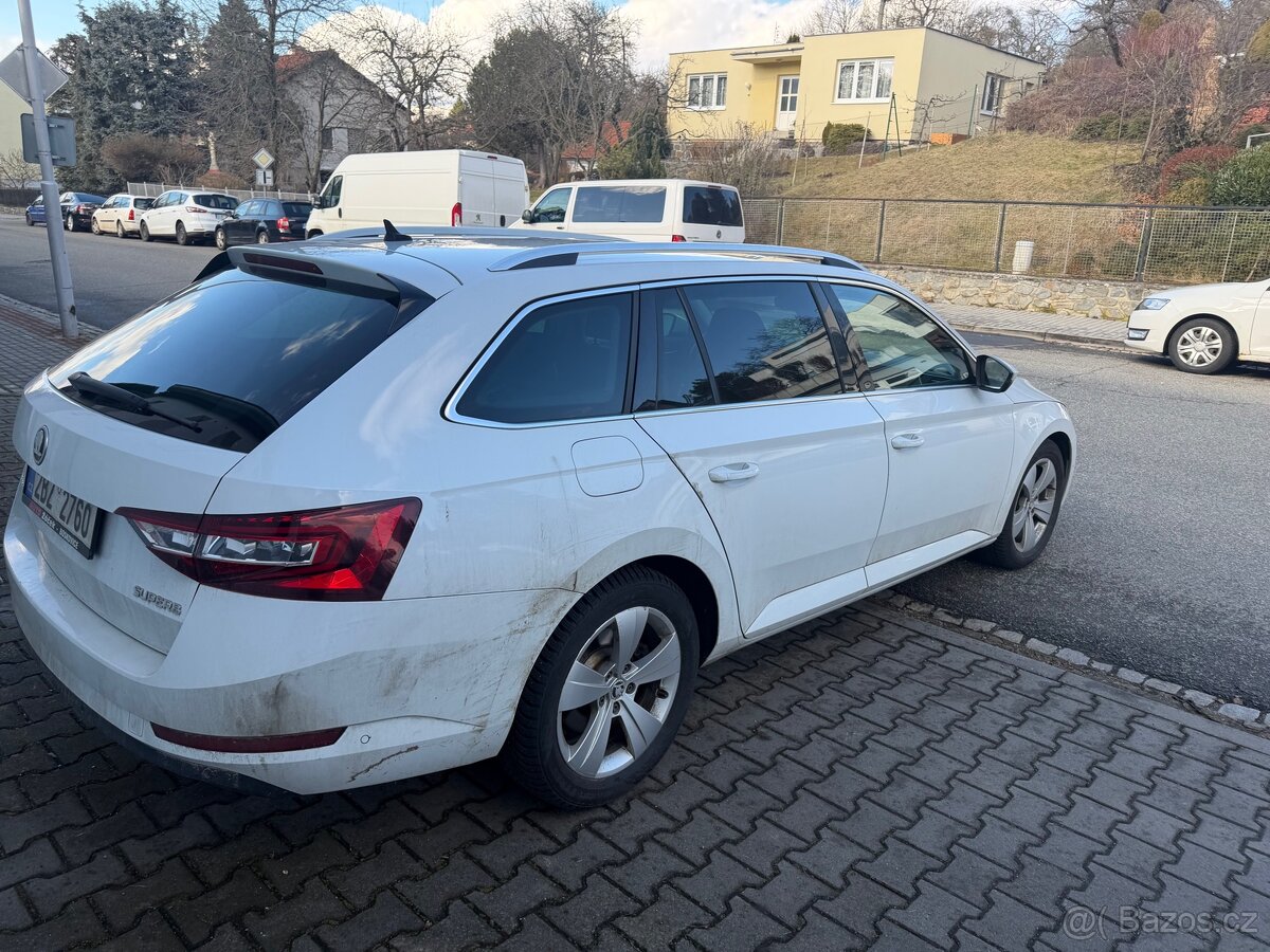 Škoda Superb 2.0tdi,style,dsg,140kw,webasto,dph - 4