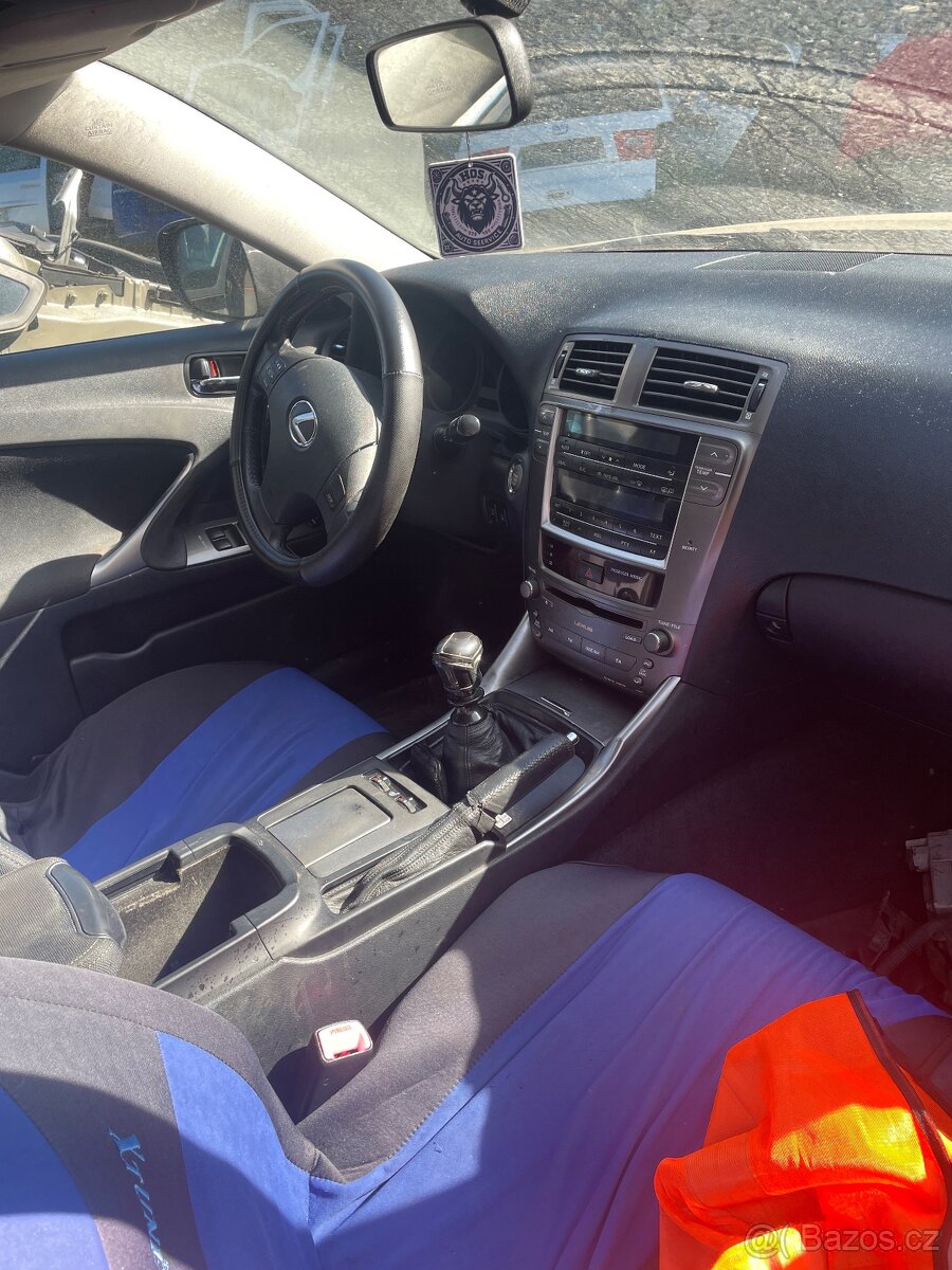 Lexus is 250 - 4