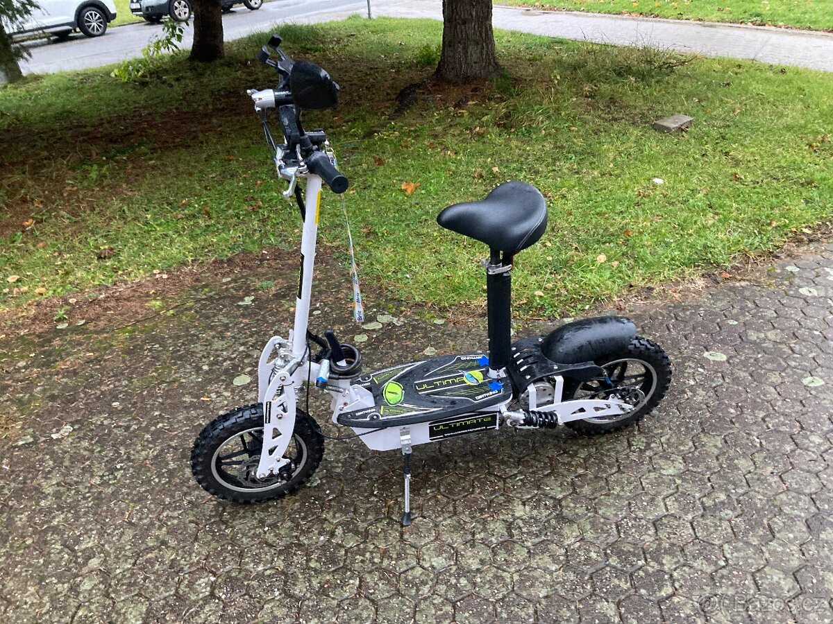 Elektrokoloběžka Ultimate CSB Captain 1000 W bílá - 4