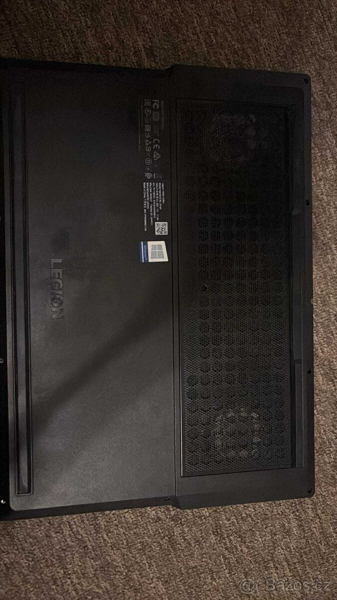 Herní NTB Lenovo Legion Y540-15IRH i5-9300H 4,10GHz/16GB/SSD - 4