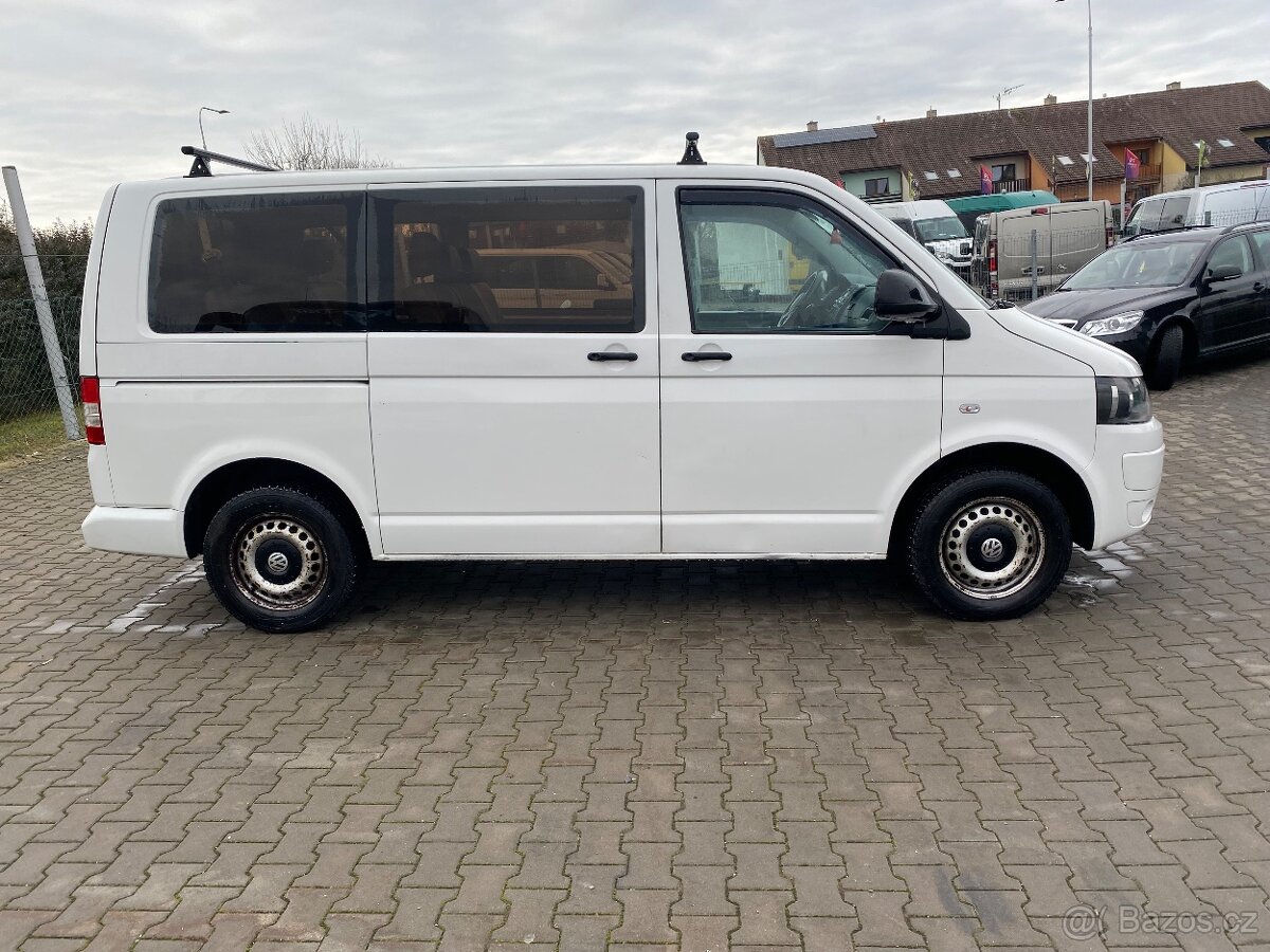 VW Transporter T5.1 2.0tdi 9-míst 2010 - 4