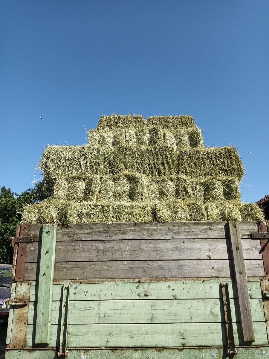 Seno, malé balíky - 4